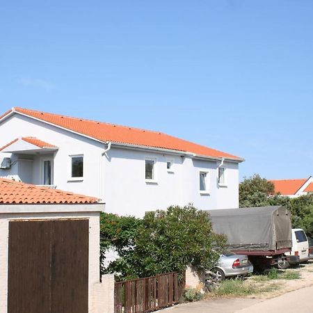 Apartments With A Parking Space Mandre, Pag - 6405 コラン エクステリア 写真