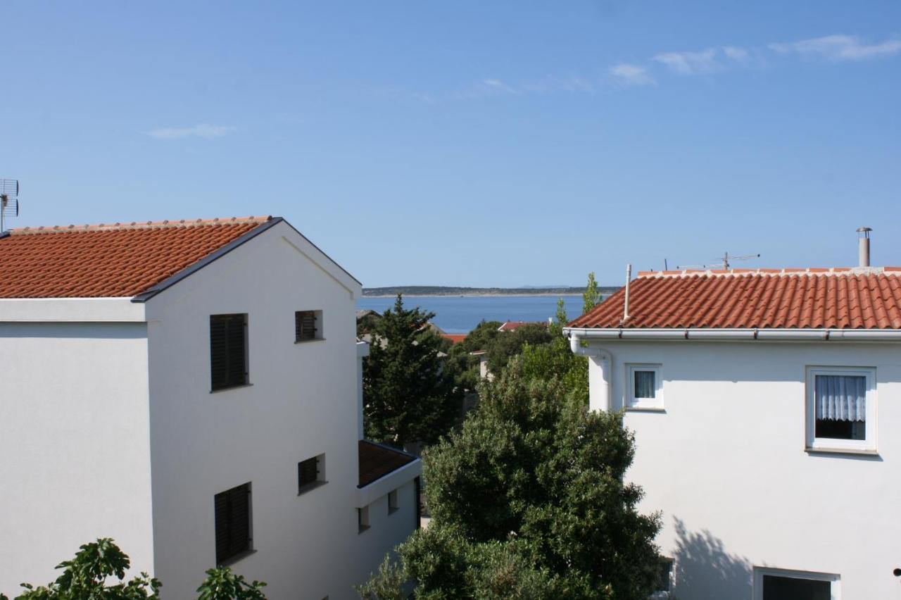 Apartments With A Parking Space Mandre, Pag - 6405 コラン エクステリア 写真