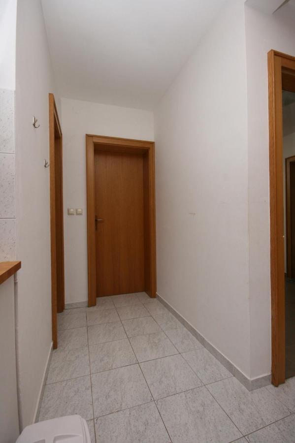 Apartments With A Parking Space Mandre, Pag - 6405 コラン エクステリア 写真