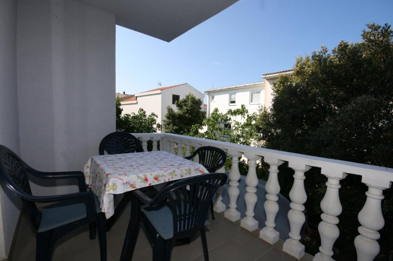 Apartments With A Parking Space Mandre, Pag - 6405 コラン エクステリア 写真